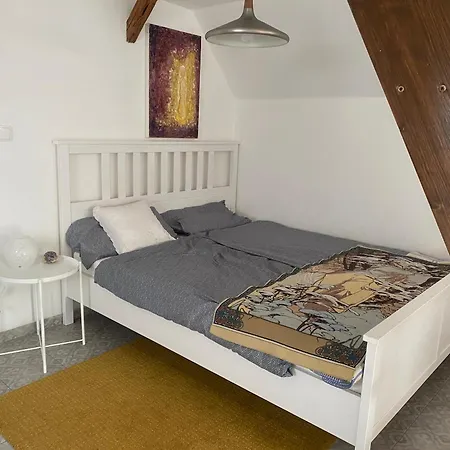 Privatunterkunft Podkrovni Pro 1-5 Osob Knínice